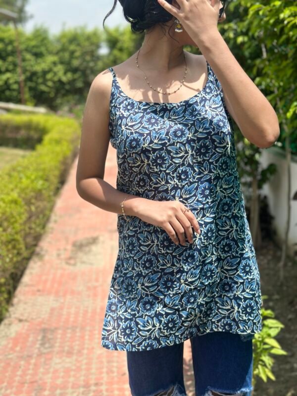 Ocean phool  Kurti💙 - Image 3